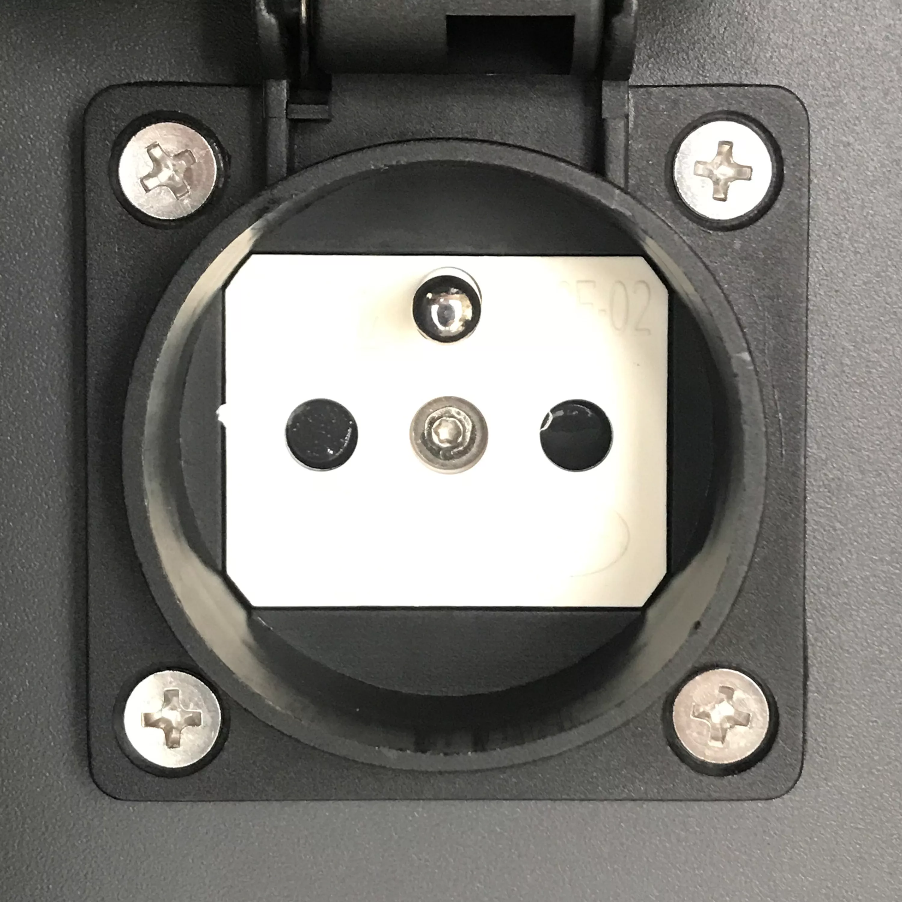Electrical Socket Column Lucide POWERPOINT - Outdoor socket column - Sockets with pin earth ...