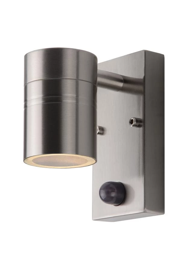 Lucide ARNE-LED IR - Wandspot / Wandlamp Binnen/Buiten - Ø 6,3 cm - LED - GU10 - 1x5W 2700K - IP44 - Beweging & dag/nacht sensor - Mat chroom - aangezet 2