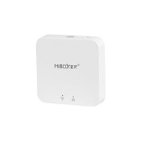 Lucide Premium LINIAL SMART GATEWAY encendido 1