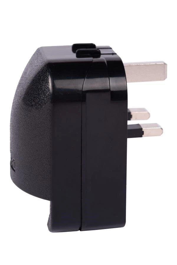 Lucide CONVERTOR PLUG - Stecker 3-pin - 13A - Schwarz - eingeschaltet