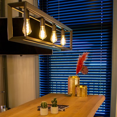 Lamp Hang Above The Dining Table, Hanging Lighting Over Dining Table